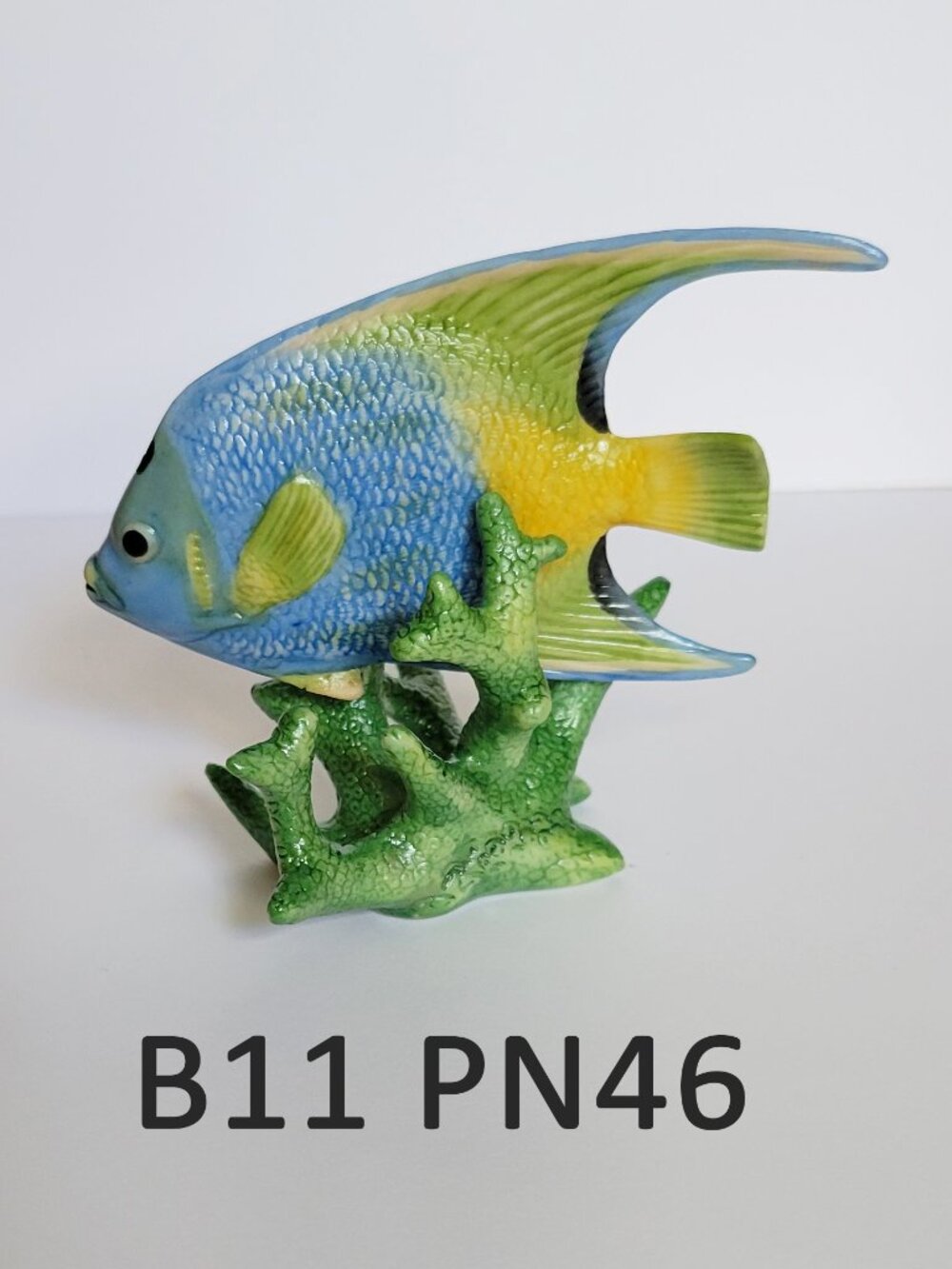 Blue, Green & Yellow Fish Figurine - Franklin Mint (PN46)